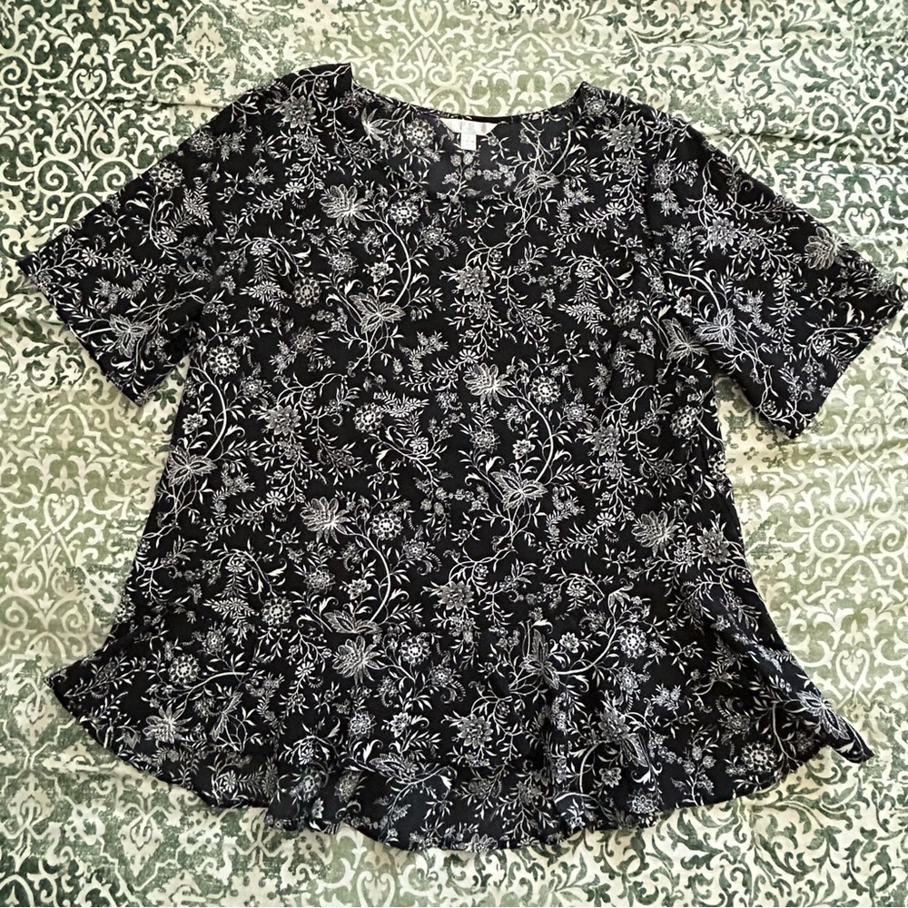 Black and white floral peplum top, L (10-12)